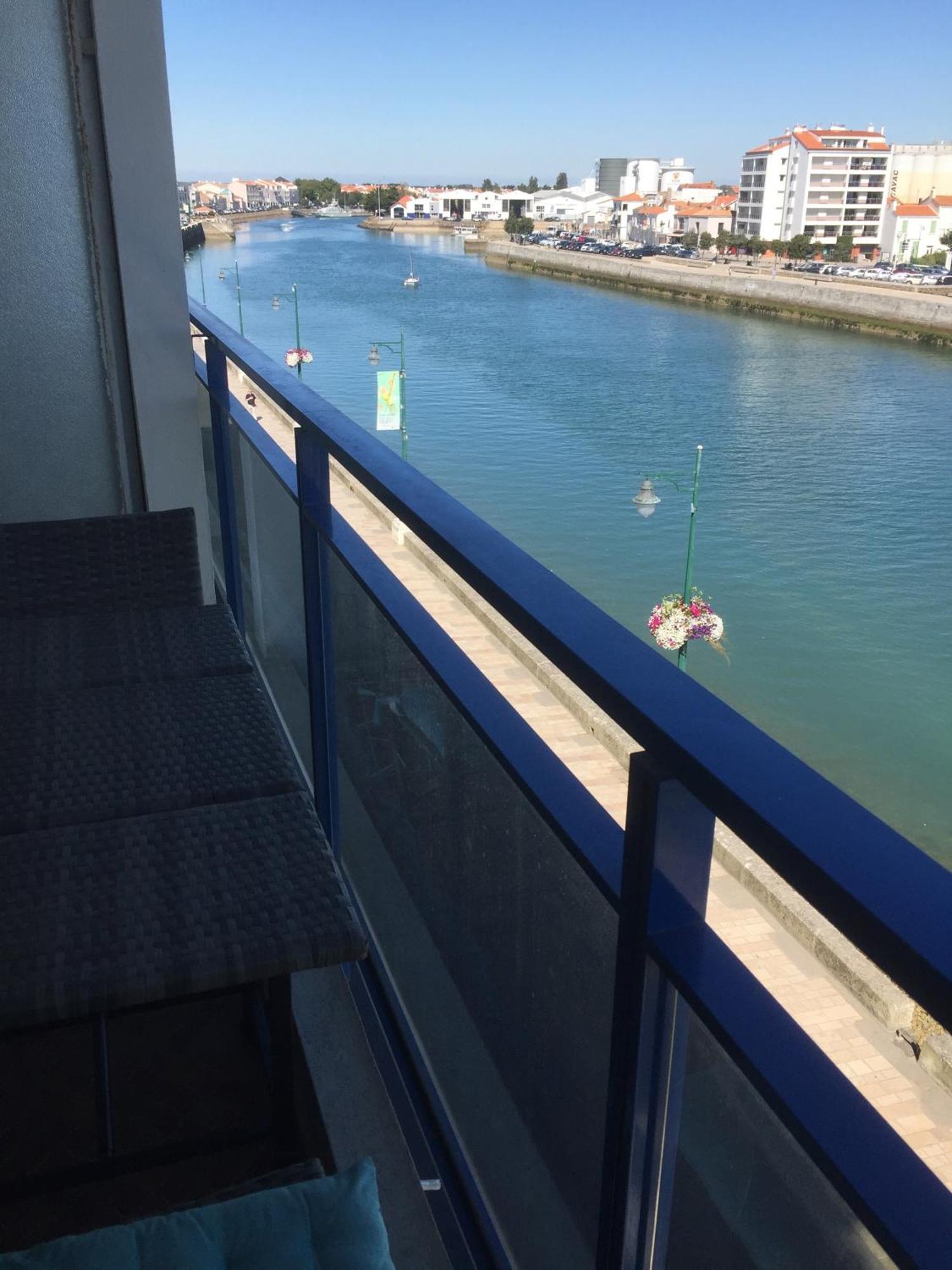 Le Vendee Globe Sous Votre Balcon Apartment La Chaume Exterior photo
